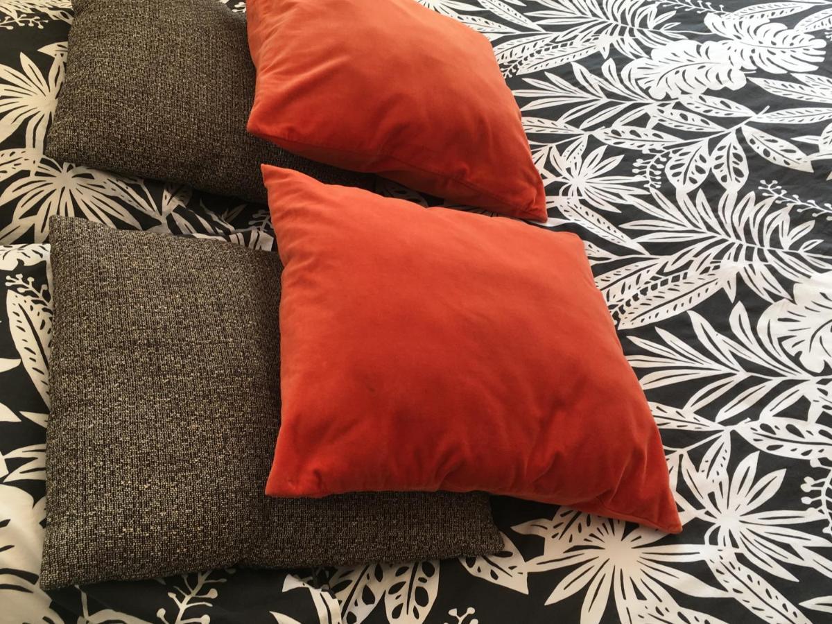 Privatunterkunft By Privee Dans Maison Familiale